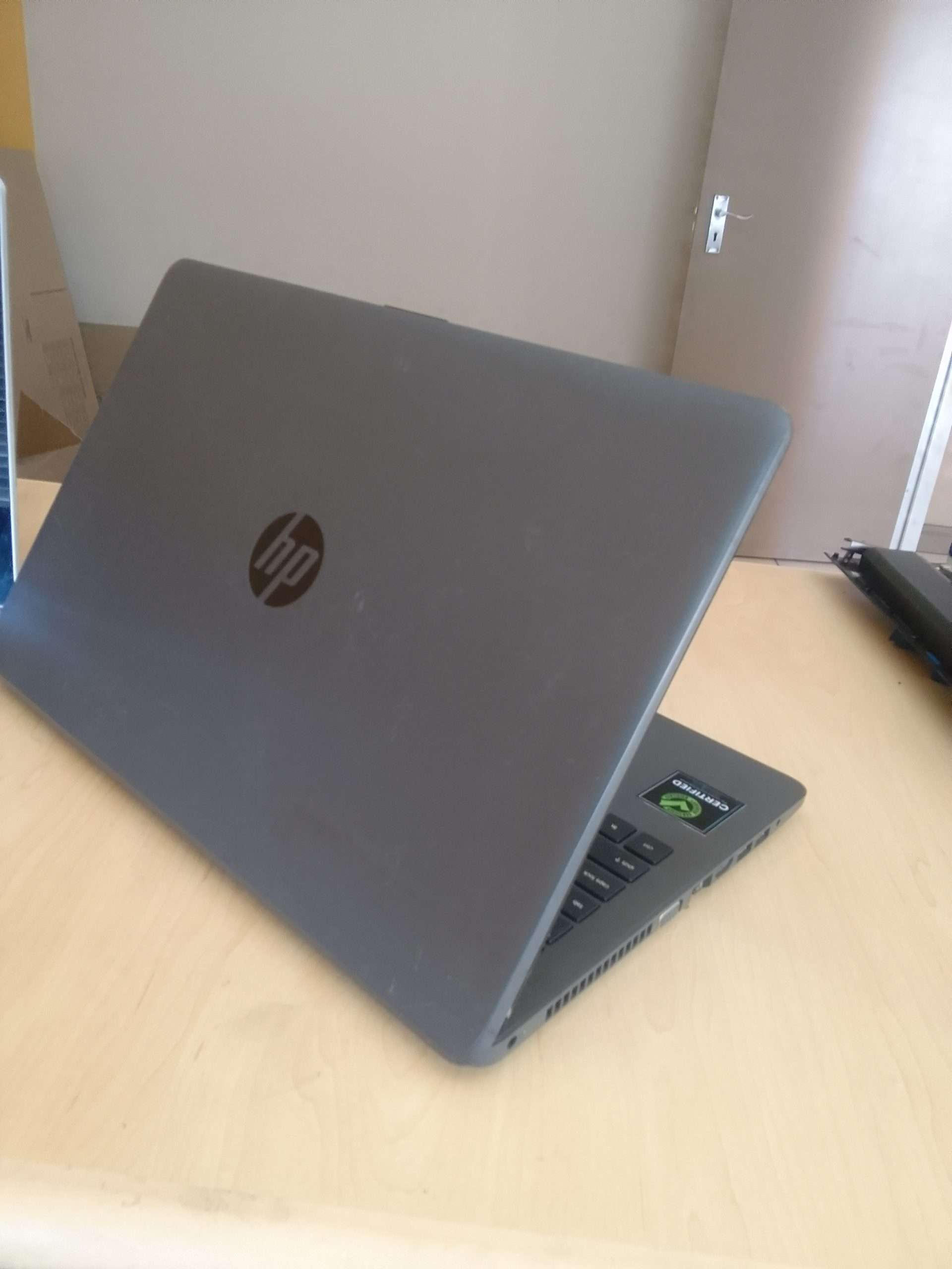 Hp 250 G6 Amd E2 9000e Notebook Usedsecond Hand 910 Pctrader Computer Solutions 0570