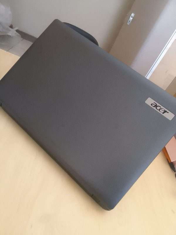 Acer Travelmate 5788, Intel Core i5, 6gb ram, 500gb hdd (Second hand 9/10) - Image 3