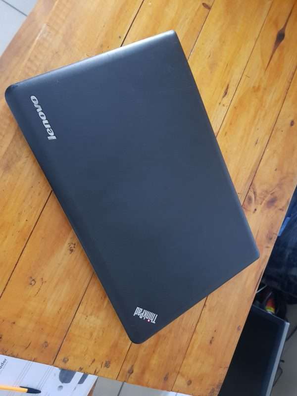 Lenovo Thinkpad Edge E531 (Intel Core i5-4300m), 500gb and 6gb ram (Second Hand score 8.5/10) - Image 4