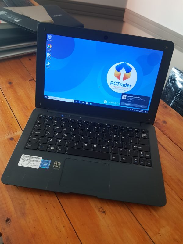 HP W3S, Intel Atom X5-Z8350, 4gb ram, 120gb SSD (Second Hand 8/10) - Image 2
