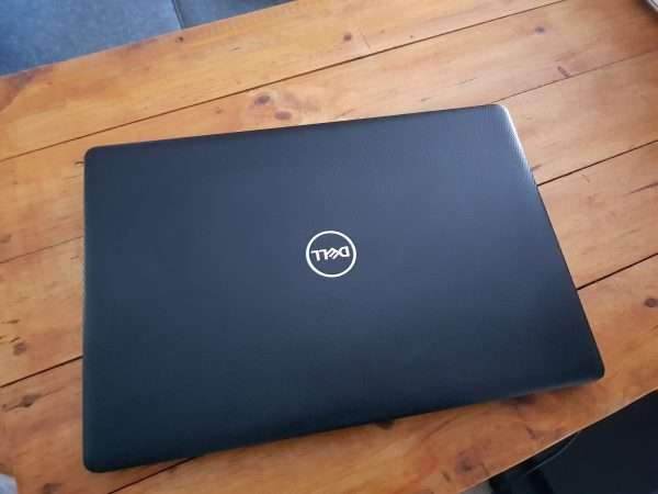 Dell Inspiron 3580 - Intel Core i7-8th gen, 12 GB ram, 256GB SSD + 500GB HDD (Second hand 9.6/10) - Image 4