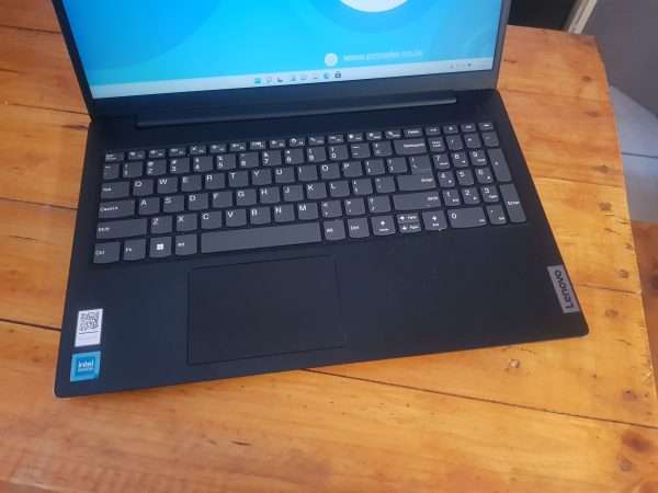 Lenovo V15-GL IJL, Intel Celeron, 256 GB SSD + 8 GB RAM (Refurbished 9.8/10) - Image 3