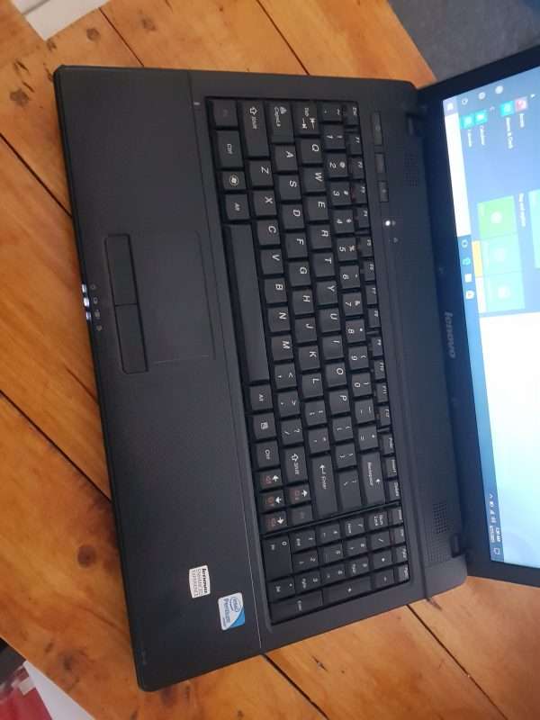 Lenovo G560, Intel Pentium P6200, 320GB HDD , 4GB Ram (Second hand 8.5/10) - Image 3