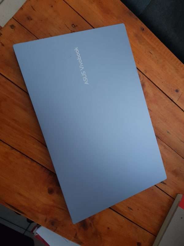 ASUS VivoBook 1502I, 500GB SSD, 12gb ram, AMD Ryzen 5-4600H at 3.0 Ghz (Second Hand score 9/10) - Image 4