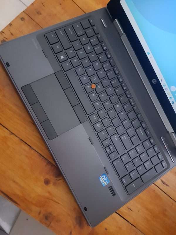 HP Elitebook 8570 workstation, 256GB SSD, 8GB, INTEL Core i7-3740QM with Nvidia Quadro (Second hand 9/10) - Image 3